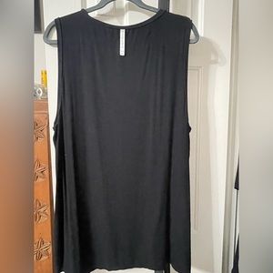 Women’s fabletics long stretch top